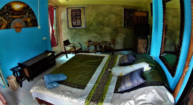 Riverside Homestay, Book Hotel Muang Kham Thailand