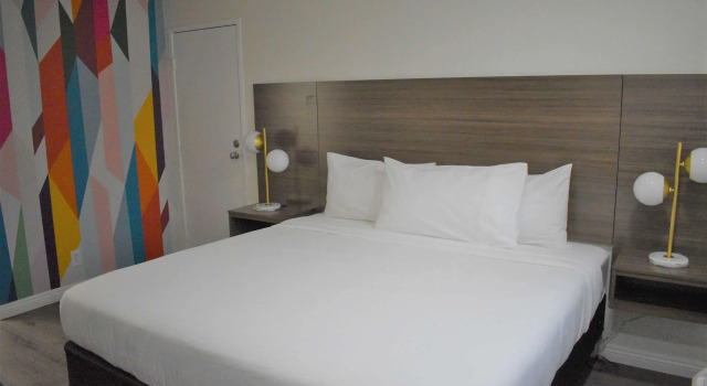 Двухместный номер Standard Signature Anaheim Maingate