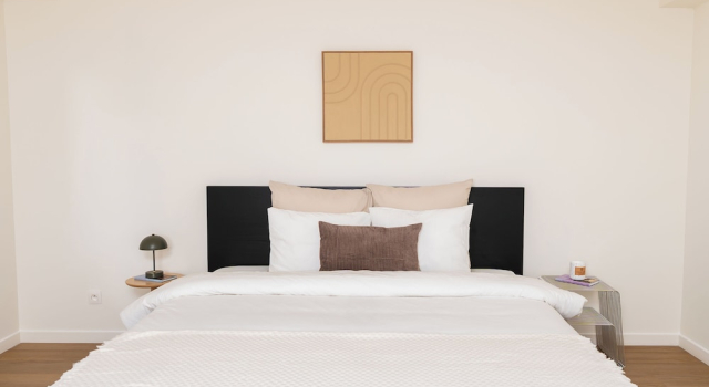 Cozy 3 Private Rooms Near to City Center, Забронировать Апартаменты/квартира Гент Leiestreek, рядом с Церковь Святого Николая