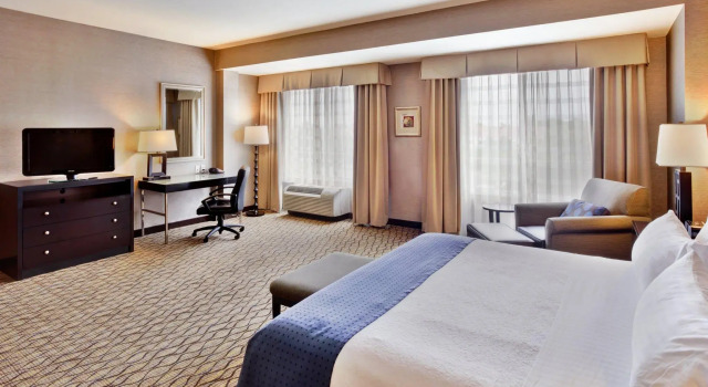 Двухместный номер Standard Holiday Inn Detroit Metro Airport by IHG