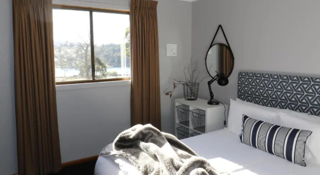 Currawong Lakes Tasmania, Book Hotel Lake Leake Tasmanien