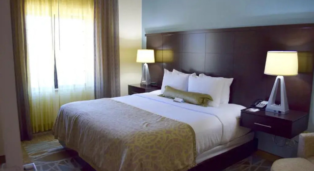 Двухместный номер Standard Staybridge Suites Houston Stafford - Sugar Land by IHG