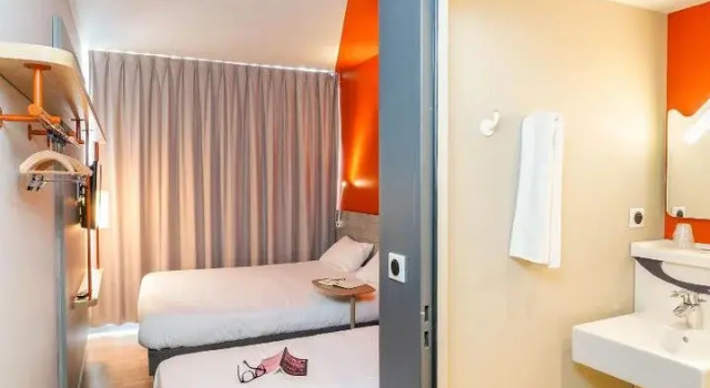 Номер Standard Ibis Budget Aubenas