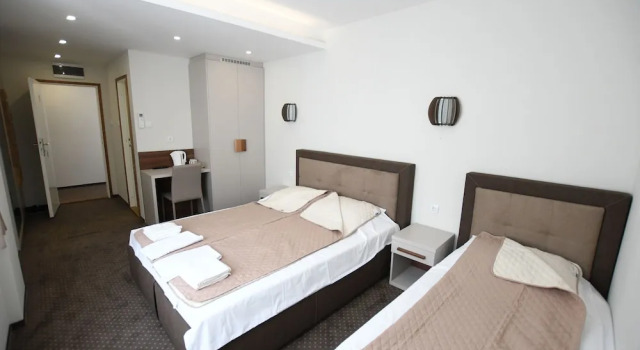 Atrijum Apartments and Rooms, Buchen Sie Ferienwohnung Kladovo 