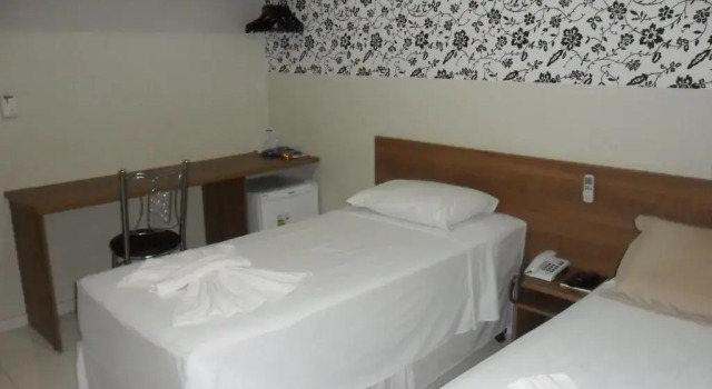 Двухместный номер Standard Hotel LG