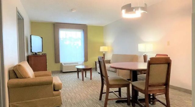 Люкс Holiday Inn Express & Suites Sulphur - Lake Charles by IHG