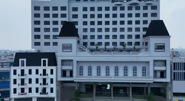 Grand Travello Hotel Bekasi