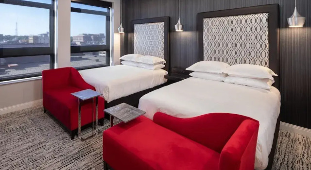 Четырёхместный номер Standard с видом на город Hotel On Phillips