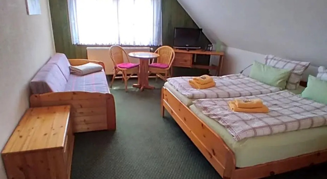 Hotel Restaurant Baumhaus, Забронировать Отель Клайн-Прафтсхаген Мекленбург-Померания