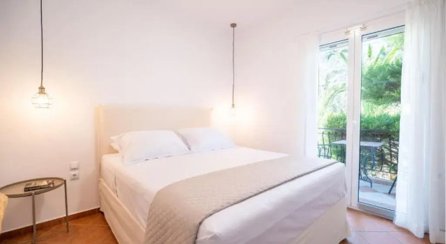 Апартаменты Christoforos Apartments