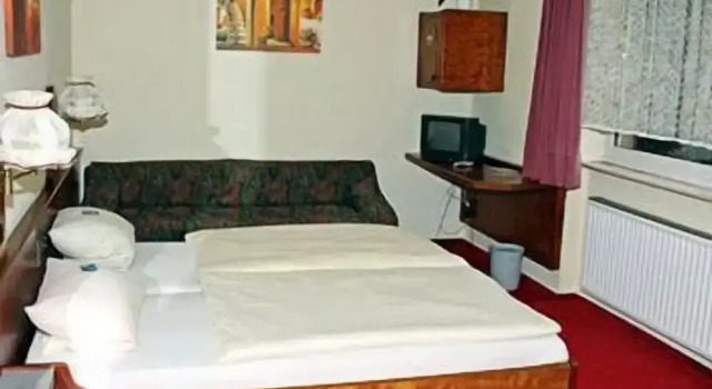 Diemelhotel Marsburg, Забронировать Отель  