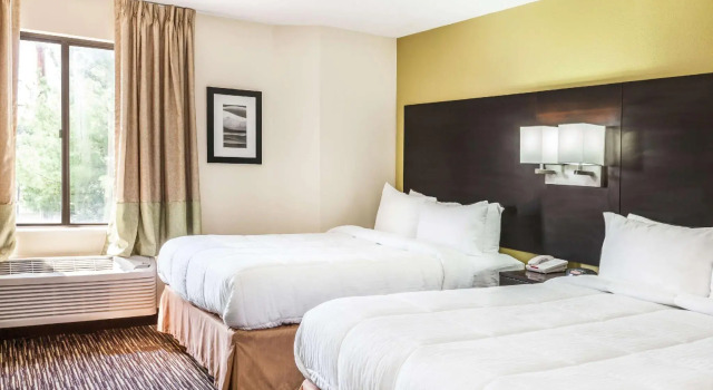 Четырёхместный номер Standard Baymont by Wyndham Newark at University of Delaware