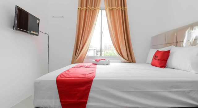 RedDoorz near Jembatan Ampera Palembang