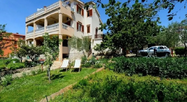 Ankica - 150 m From Beach - A2, Забронировать Отель Отели Задар 3 звезды, рядом с Пляж Мали Милни, 3*