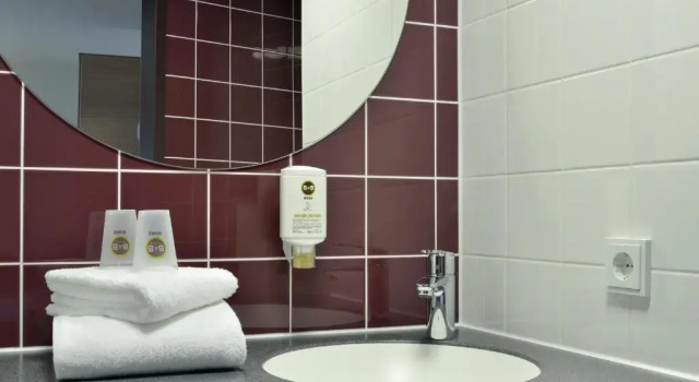 Habitación triple Estándar B&B Hotel Weimar