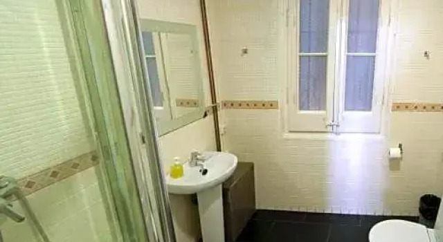 Трёхместный номер Standard Lenin Hostel