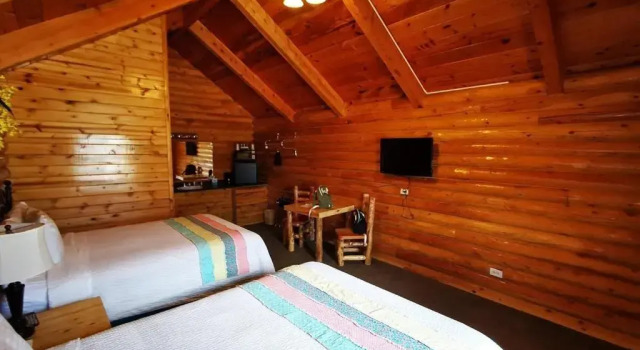 Апартаменты Deluxe Bryce Canyon Log Cabins