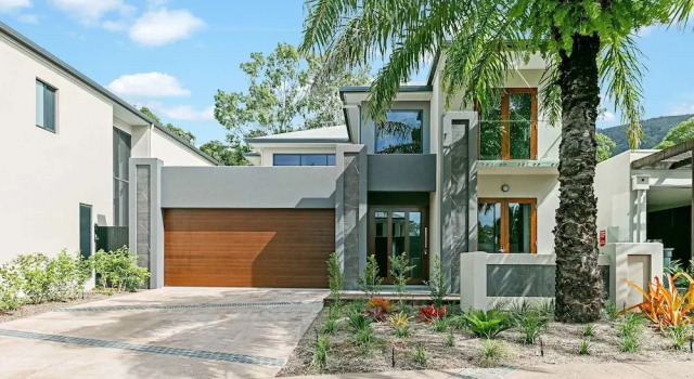 Esprit 10a Palm Cove, Забронировать Отель Отели Cairns Beaches с парковкой, Парковка