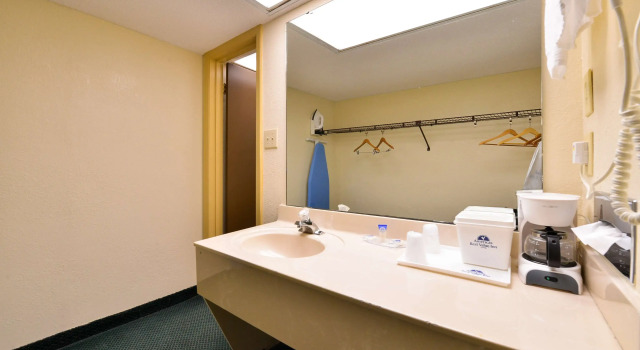 Двухместный номер Standard Americas Best Value Inn Bishopville