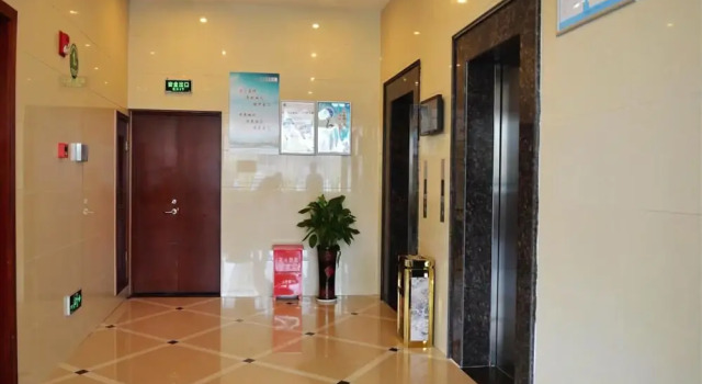 GreenTree Inn Jiangsu Suzhou Wujiang Yunliqiao Business Hotel