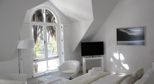 Полулюкс с балконом Swakopmund Luxury Suites