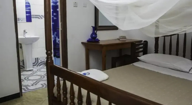 Entebbe Vine Inn