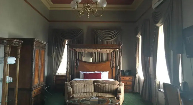 Люкс Superior Denison Boutique Hotel