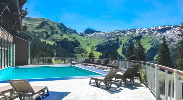 Апартаменты Deluxe Stunning 3-bedroom apartment with mountain views