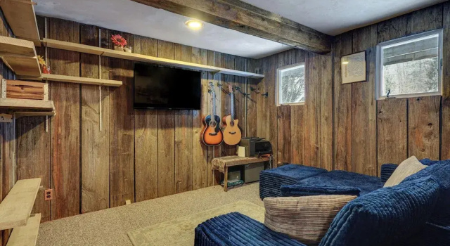 3 Mi to Mount Snow: Spacious West Dover Home, Book Vacation Home West Dover Mount Snow
