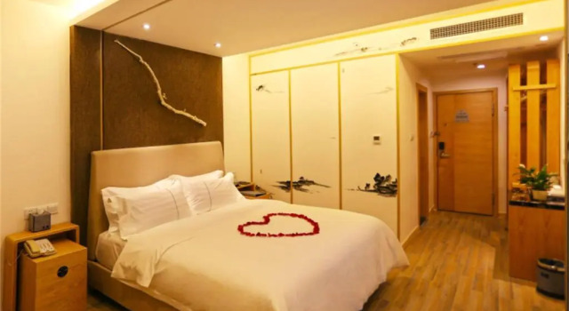 Jiuzhaigou Sim Montane Hotel, Rezerwuj Hotel Ngawa Chiny