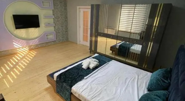 Friend's House