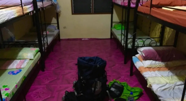 Fat Monkey Hostel, Prenota Ostello Banga Palawan