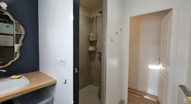 Апартаменты Hyper Centre 5P 3 Chambres