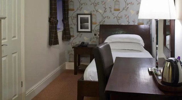 Номер Economy Mandolay Hotel Guildford