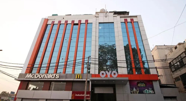 OYO Flagship 737 Paschim Vihar, Забронировать Отель Отели Нью-Дели с завтраком, Завтраки