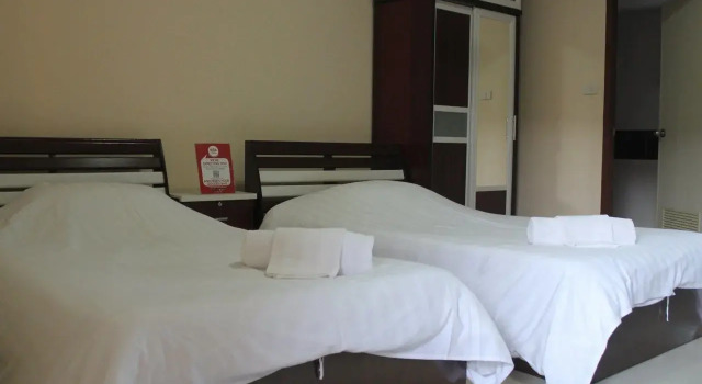 Nida Rooms Railroad 11 Hotel