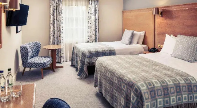 Двухместный номер Standard Mercure Gloucester Bowden Hall Hotel