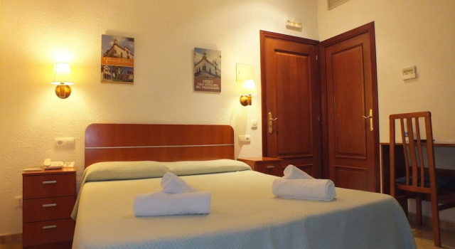 Двухместный номер Standard с балконом Hotel Mitus