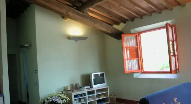 Apartment With Beautiful View in the Crete Senesi, Забронировать Апартаменты/квартира Отели Ашано с парковкой, Парковка