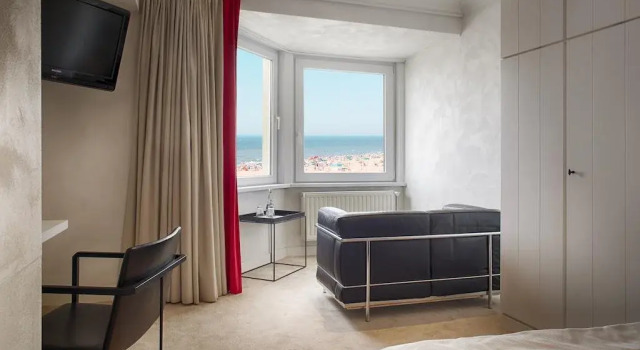 Beach Hotel - Auberge des Rois
