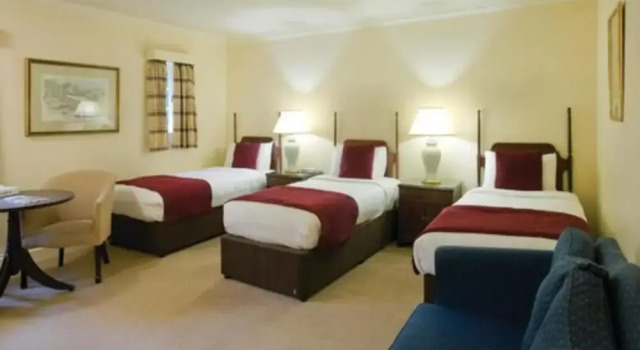 Трёхместный номер Classic Orton Hall Hotel & Spa