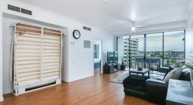 Modern 2 Bedroom River View Apartment in Docklands, Забронировать Апартаменты/квартира Каргару-Пойнт Брисбен, рядом с Риверстейдж