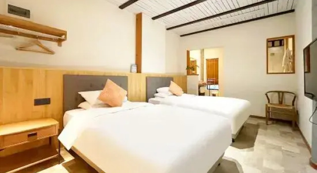 Номер Standard с видом на сад Blossom Hill Inn · Shantang