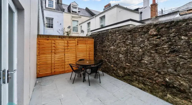 3 bed House Close to Dockyard Plymouth Contractors