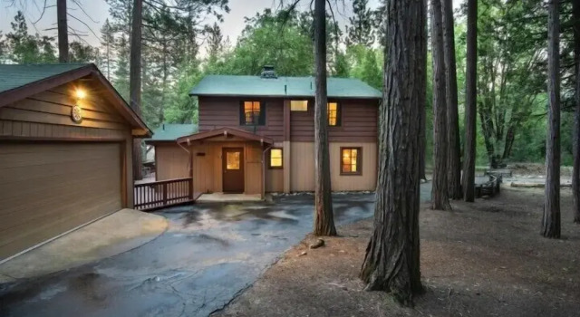 Scenic Wonders Bassett Cabin 5 Bedrooms