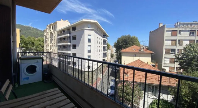 Апартаменты T2 St Jean 5' port/gare balcon Clim wifi