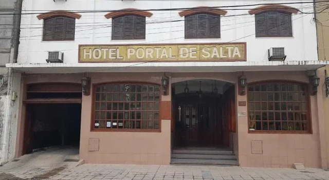 HOTEL PORTAL DE SALTA, Забронировать Отель Отели Сальта с бассейном, рядом с La Merced Church, Бассейн