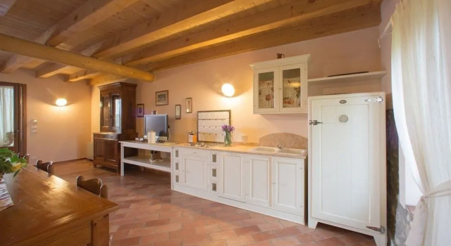 Fenil Conter Cottage & Suite, Забронировать Отель Поццоленго Озеро Гарда, рядом с Гольф-клуб Chervò San Vigilio