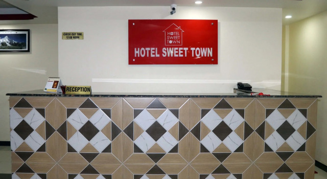 OYO 156 Hotel Sweet Town, Забронировать Отель Отели Катманду с завтраком, рядом с Garden of Dreams, Завтраки