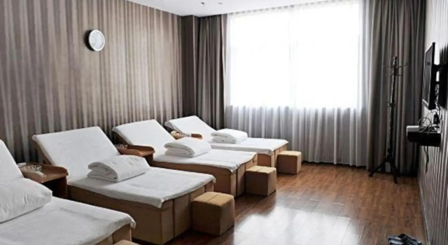 Changxing Golden Hotel, Prenota Hotel Huzhou Zhejiang